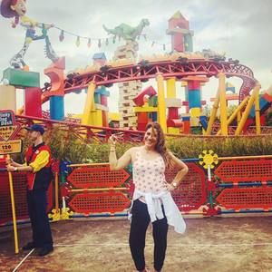 Meet your Posher, Yasmary